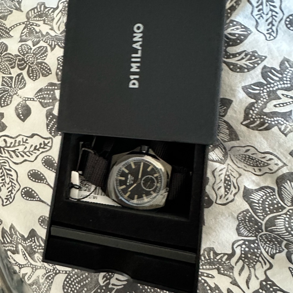 D1 Milano Black Watch